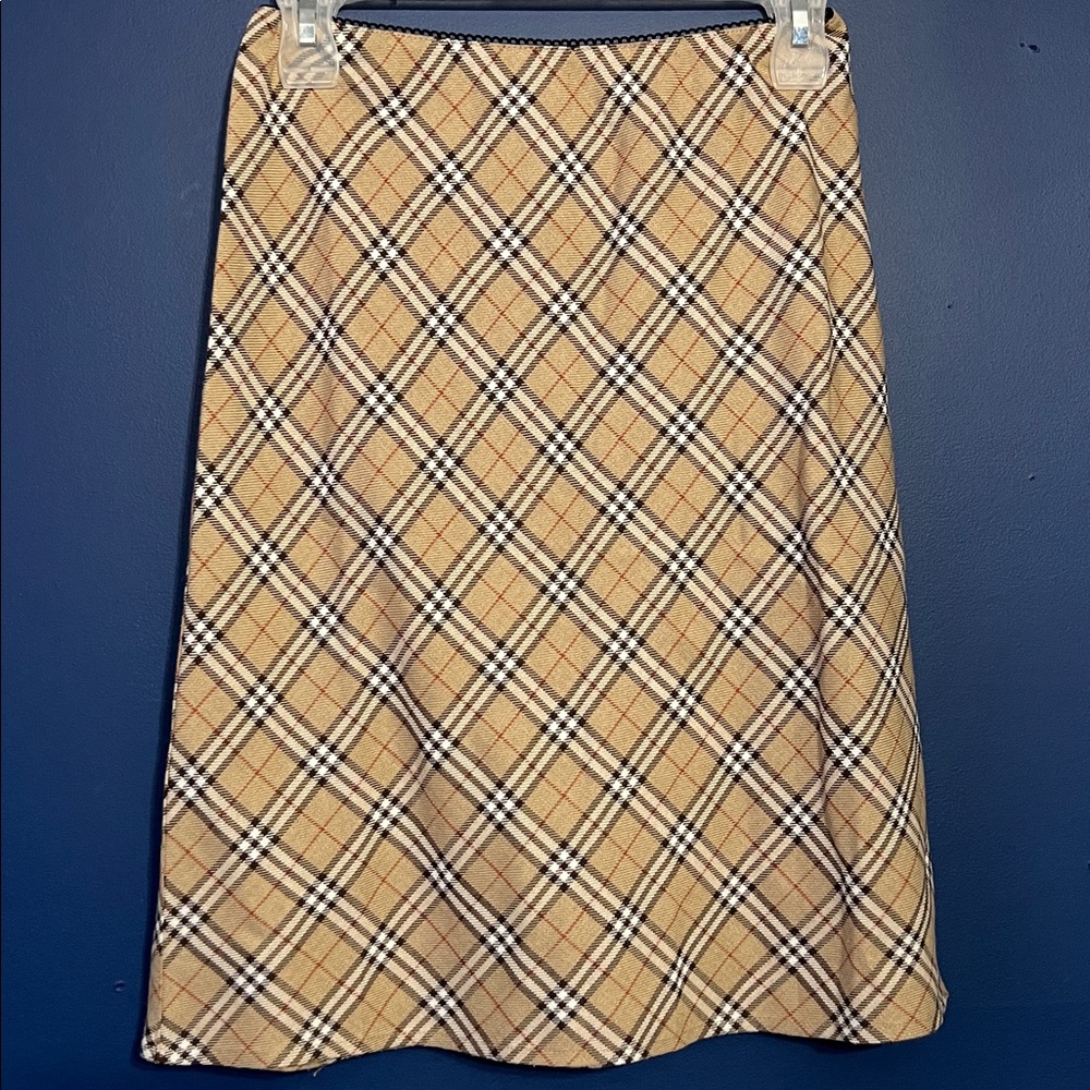 Bulldog tan  Plaid A-Line Skirt sz small